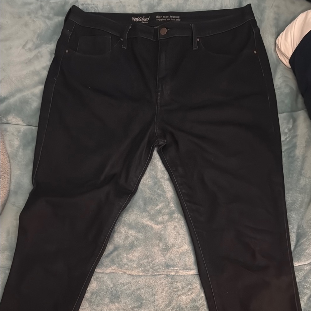 Black High Rise Jeans Classic Fit